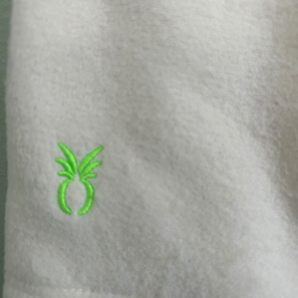 NWT Dudley Stephens Cream Meadow Greenpoint Turtleneck in Vello Fleece, Medium - Picture 8 of 11